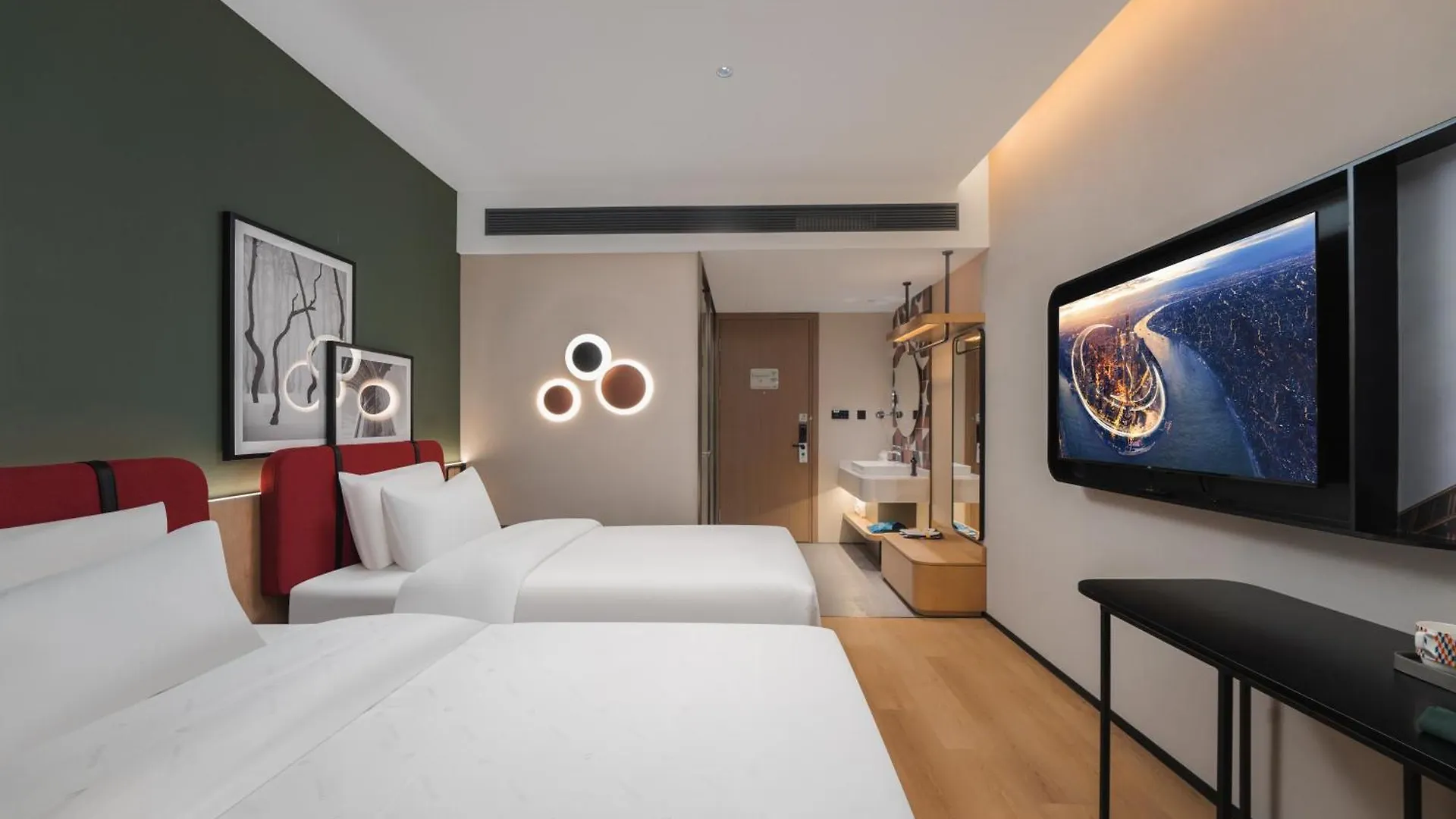 Campanile Shanghai Hongqiao Airport National Convention And Exhibition Center מלון